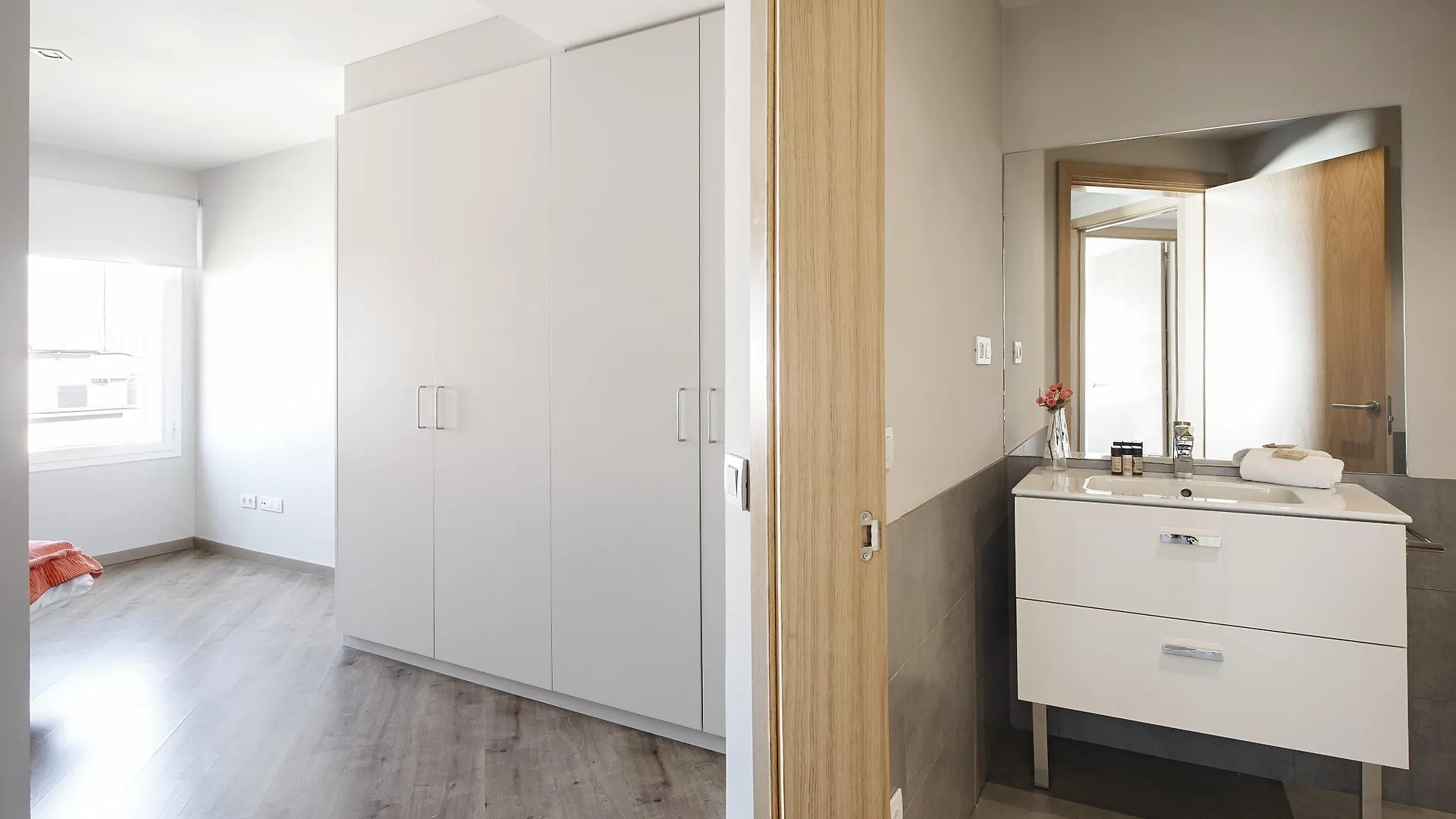 The Corner Apartments By Aspasios Barcelona Spanien