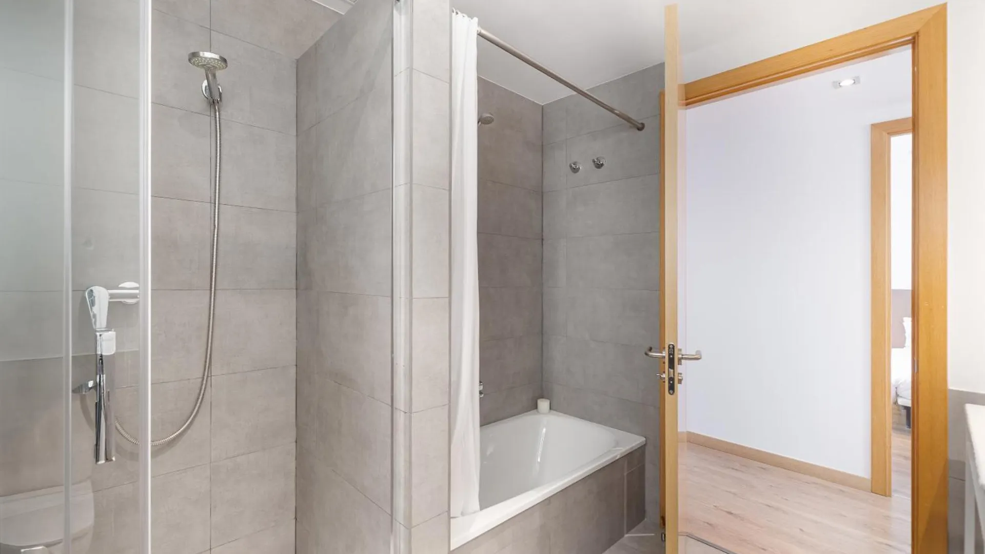 The Corner Apartments By Aspasios Barcelona 0*,