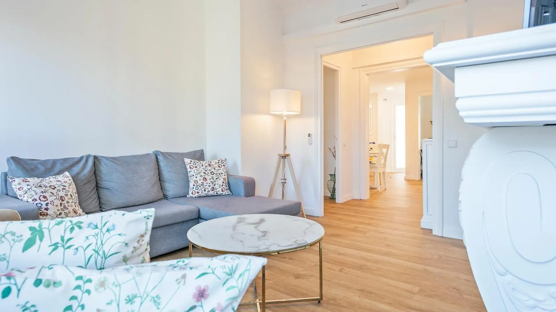 The Corner Apartments By Aspasios Barcelona
