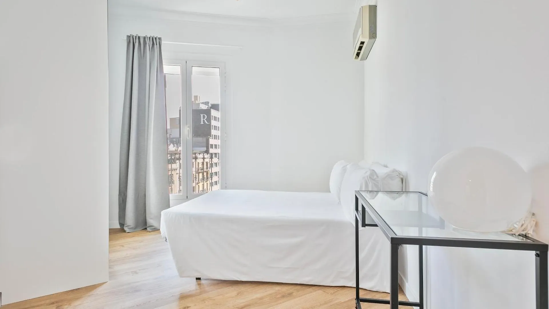 The Corner Apartments By Aspasios Barcelona Spanien