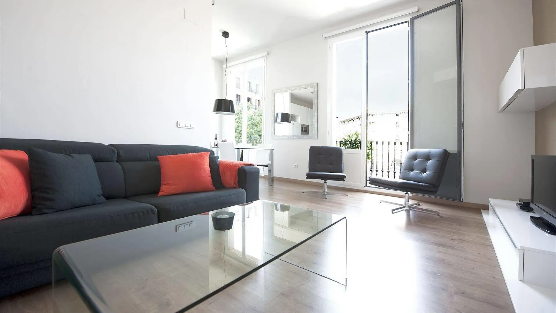 The Corner Apartments By Aspasios Barcelona