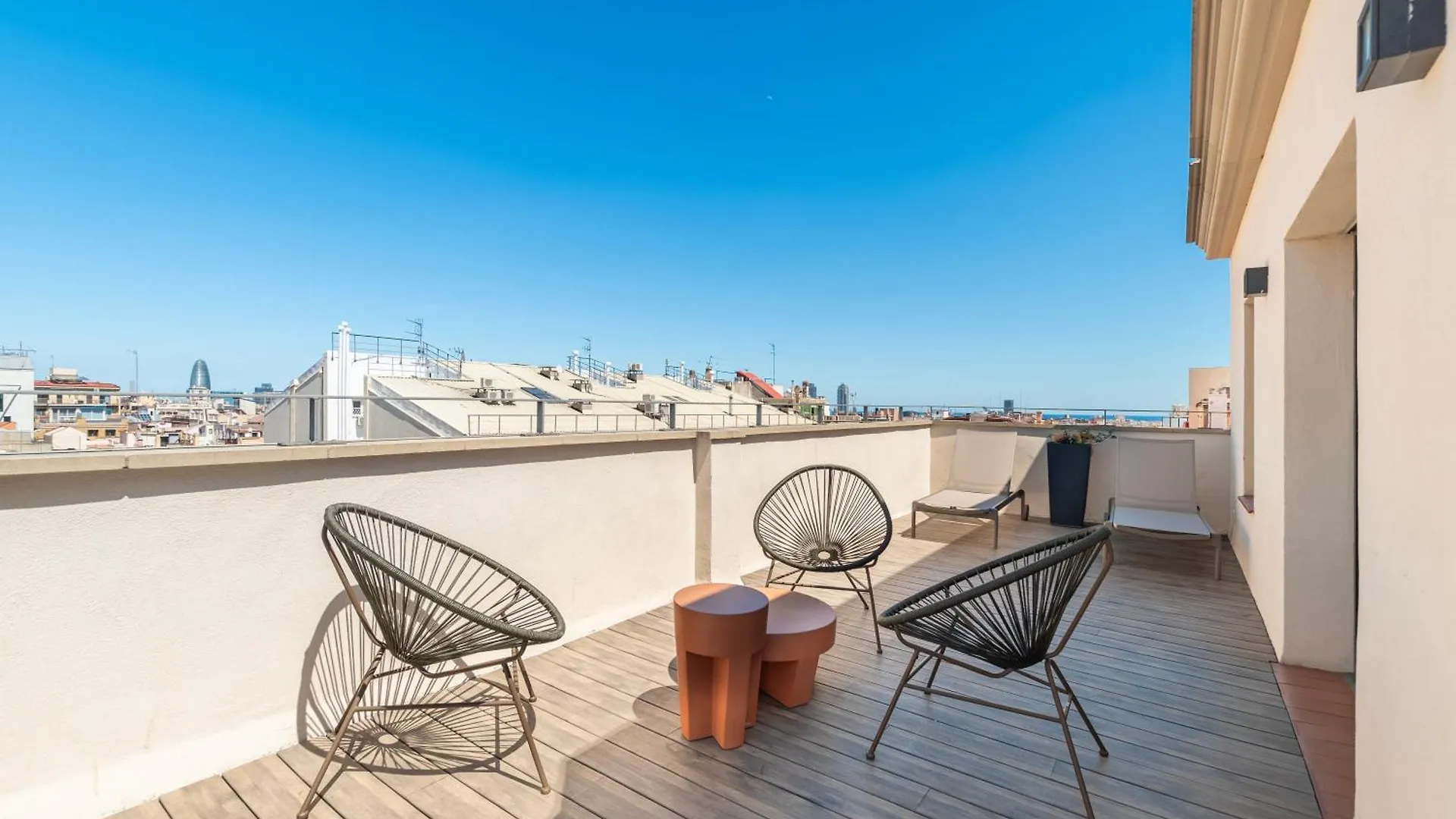 The Corner Apartments By Aspasios Barcelona Spanien